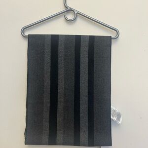 Gucci Striped Black and Gray Scarf